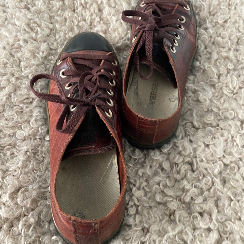 Converse Men's Burgundy and Black Low-Top Sneakers - Picture 2 of 7
